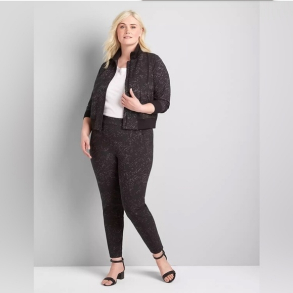 Lane Bryant On The Go Slim Ankle Viper Print Pull On Pants Size 28 NWT - Picture 2 of 11